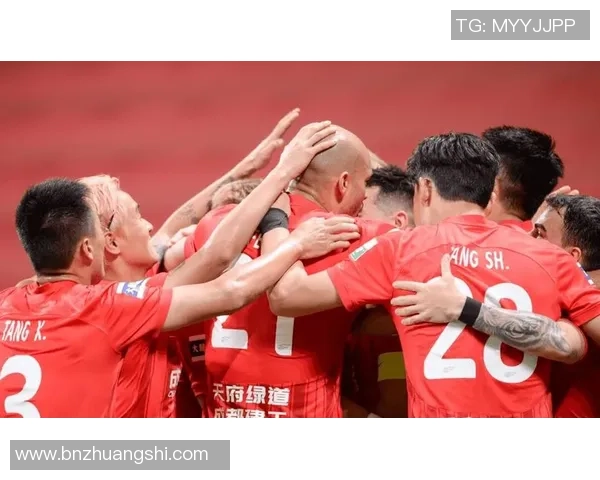 成都足球队实力飙升创造历史新高引发关注与期待