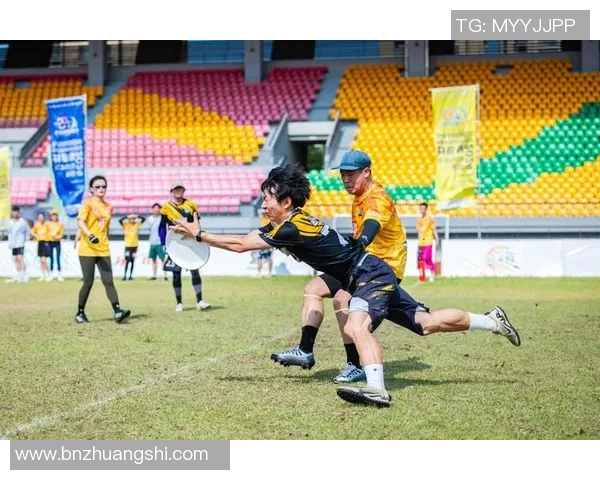武汉飞盘队的节奏与热潮解析:飞盘运动如何在城市中崛起 武汉飞盘队的节奏与热潮解析:飞盘运动如何在城市中崛起